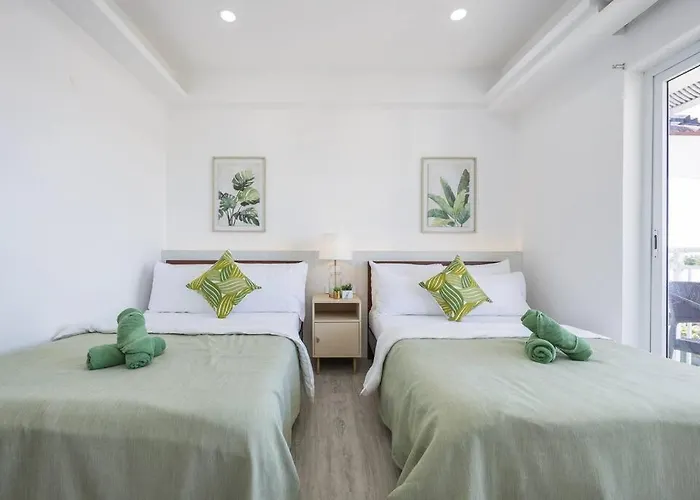 Express Condotel 731,3 Minutes To Airport,mall, With Gym & Pool,fast Wi-fi,free Netflix Apartment Lapu-Lapu City