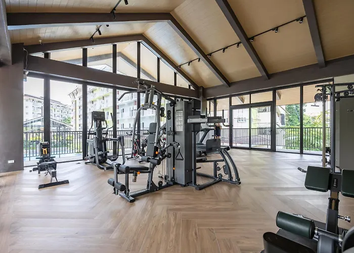 Express Condotel 731,3 Minutes To Airport,mall, With Gym & Pool,fast Wi-fi,free Netflix
